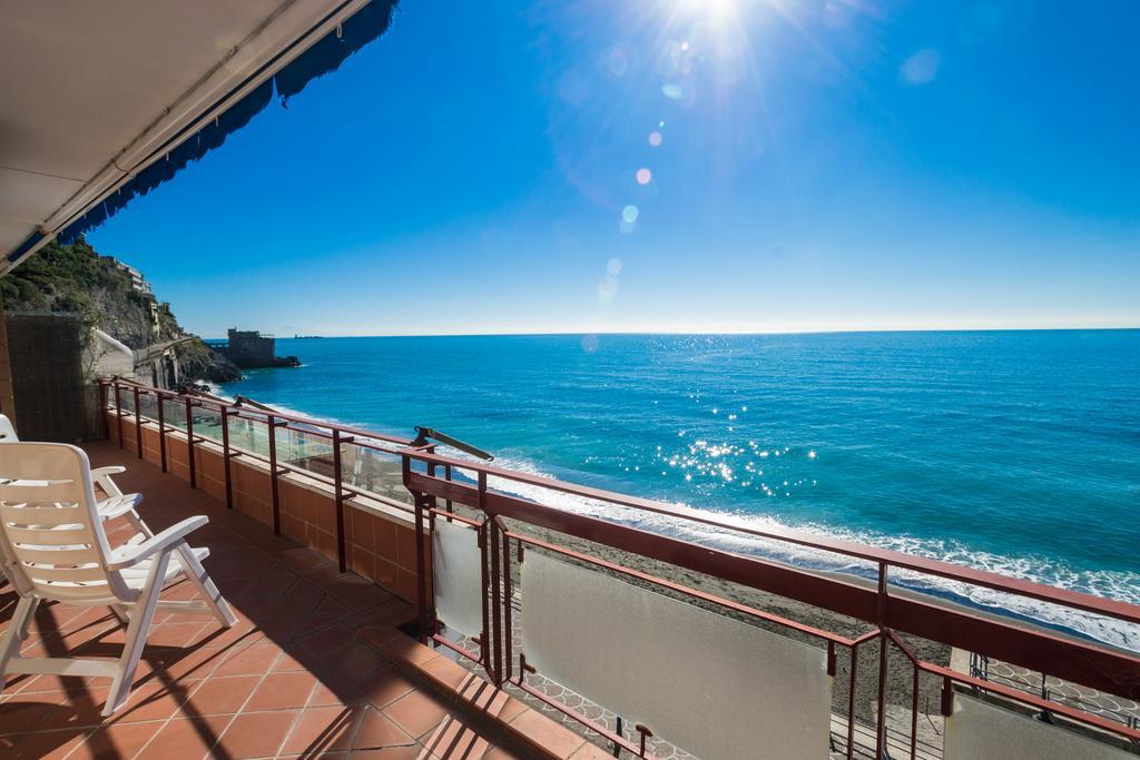 Three-Bedroom Apartment Sea View