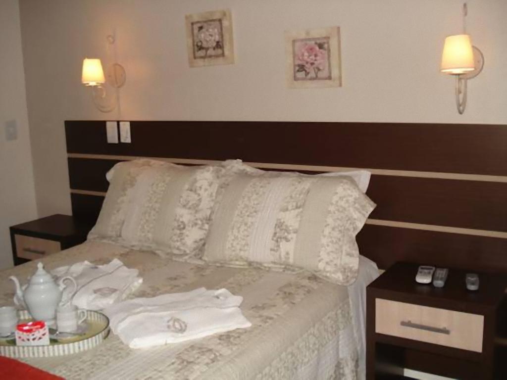 Deluxe Room Front Sea View