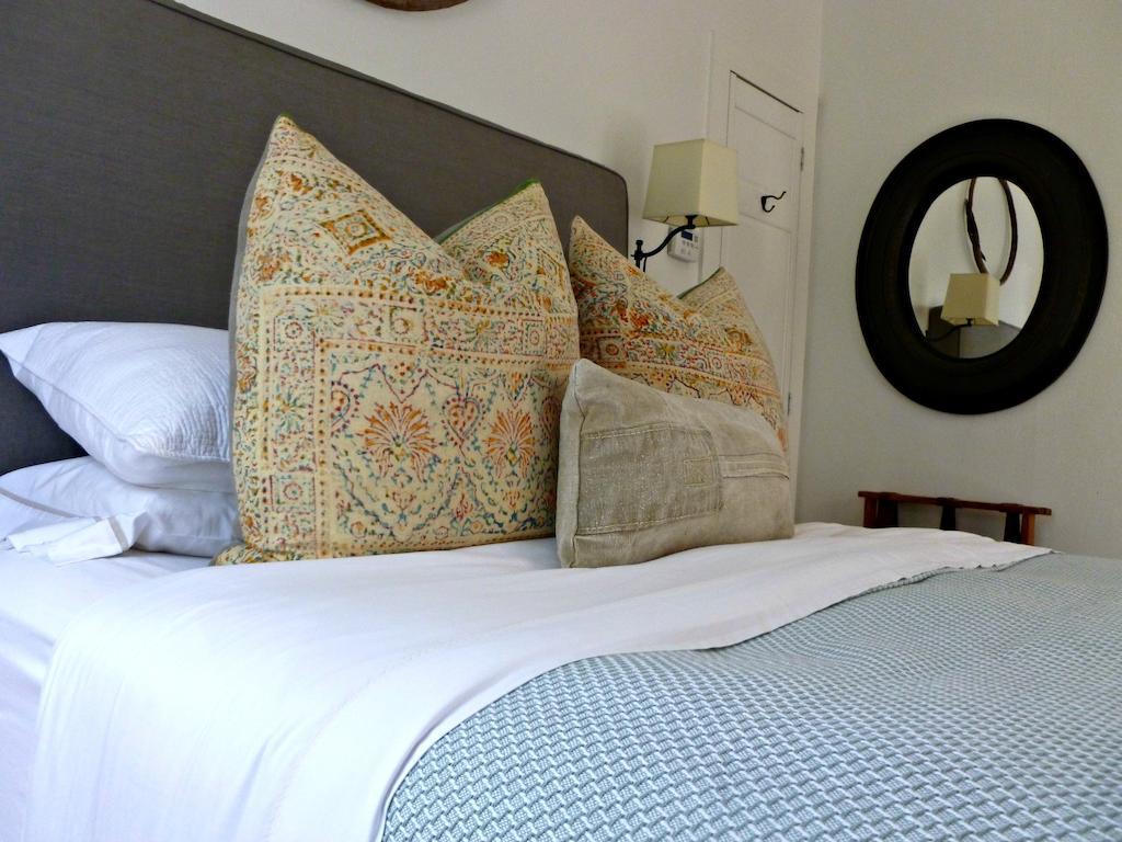 Queen Room Garden View
