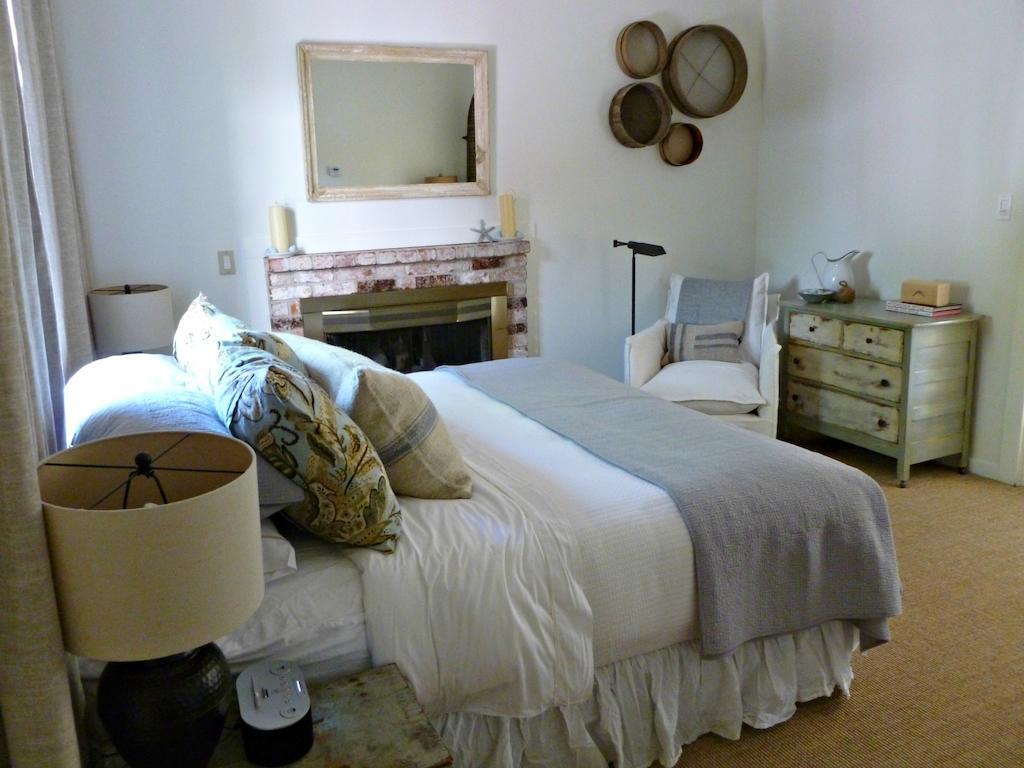 Deluxe Suite Spa Bath