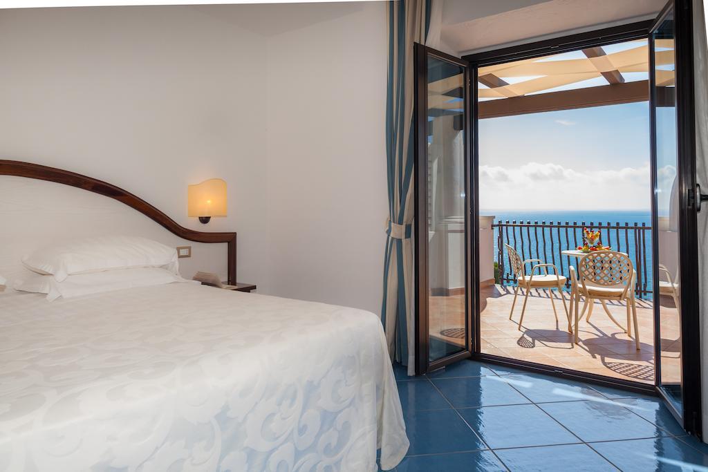 Superior Double Room Terrace Sea view