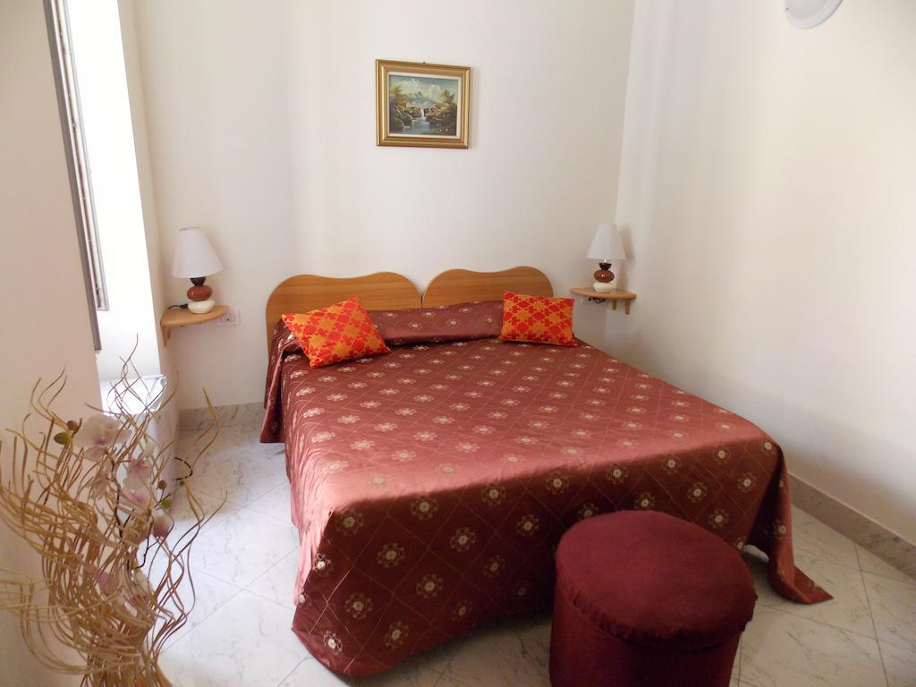Double or Twin Room,237611077:JPEG