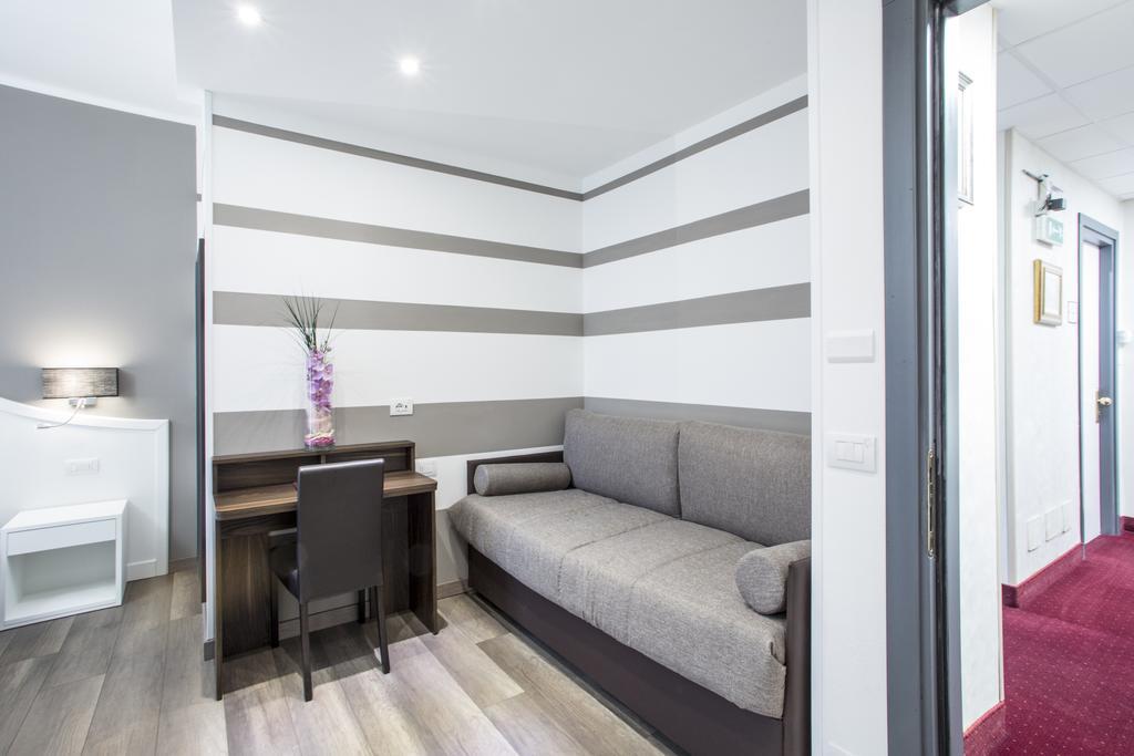Triple Room,239208961:JPEG