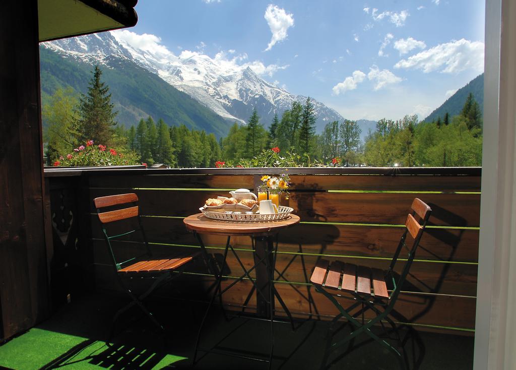 Chambre Triple – Vue sur Montagne