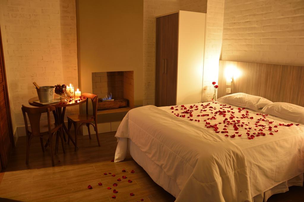 Deluxe Double Room Bath