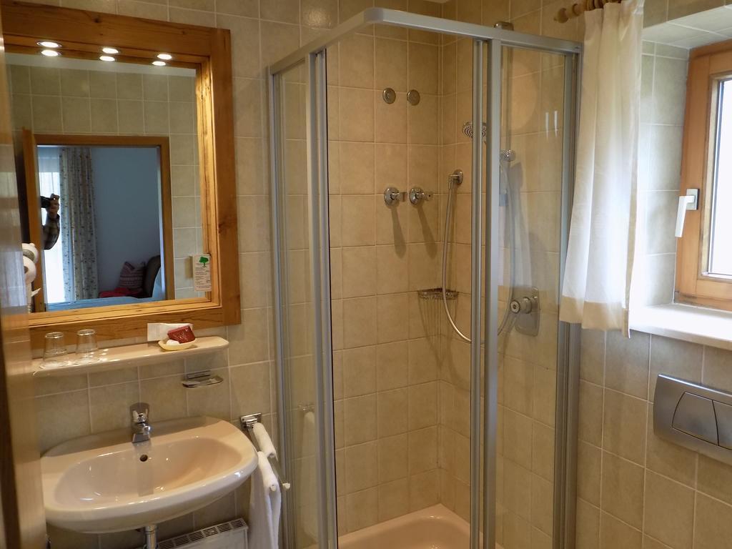 Standard Double Room,1243904260:JPEG