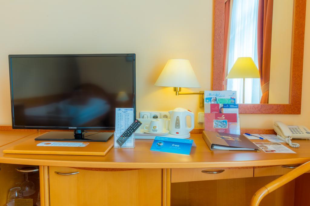 Neapol Superior Double or Twin Room Wellness Fitness Access Annex