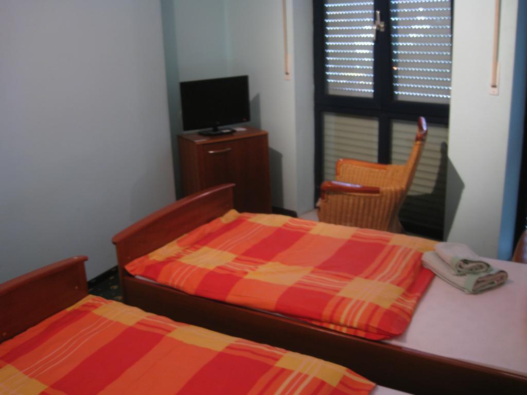 Dreibettzimmer