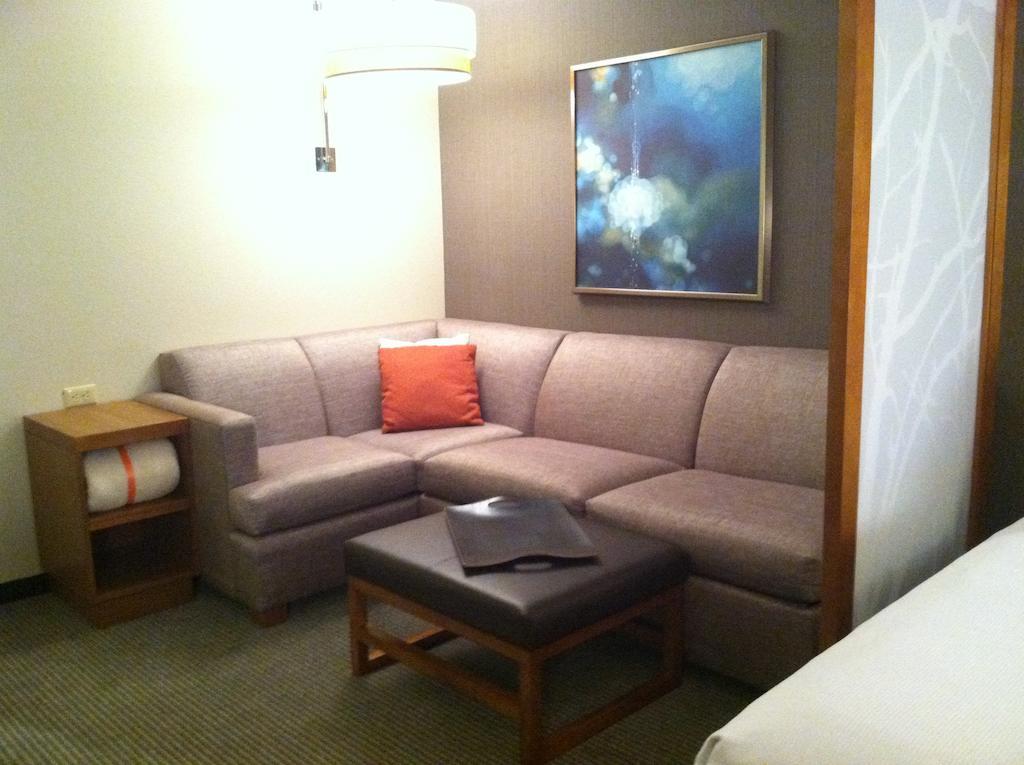 Queen Room Two Queen Beds Sofa Bed High Floor