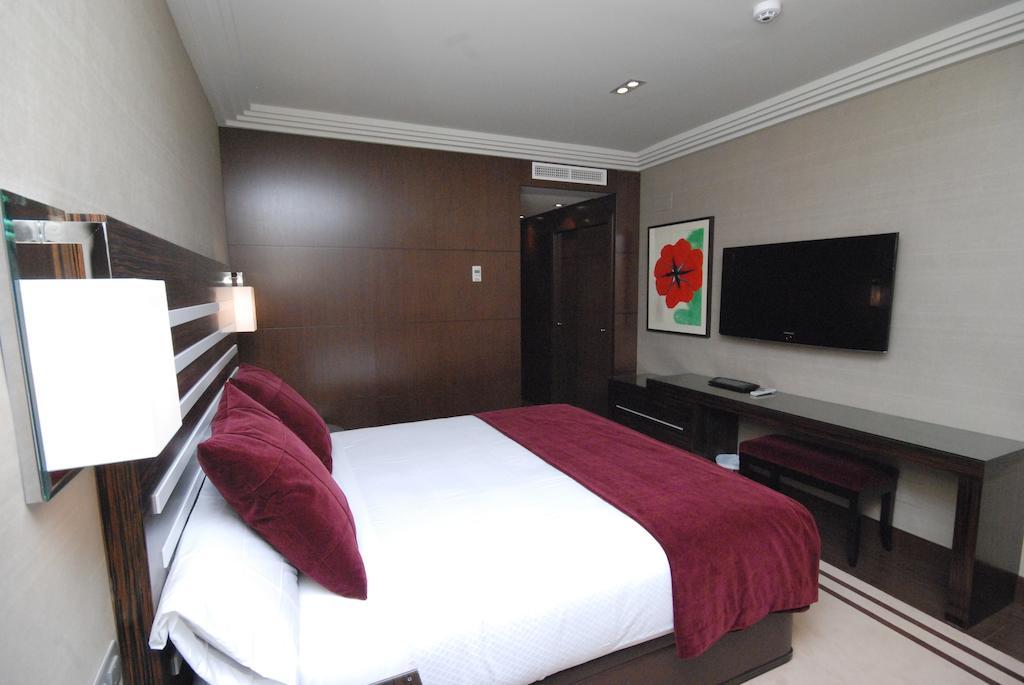 Deluxe Double Room Hot Tub