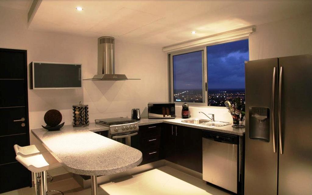 Suite com 2 Quartos e Vista Mar