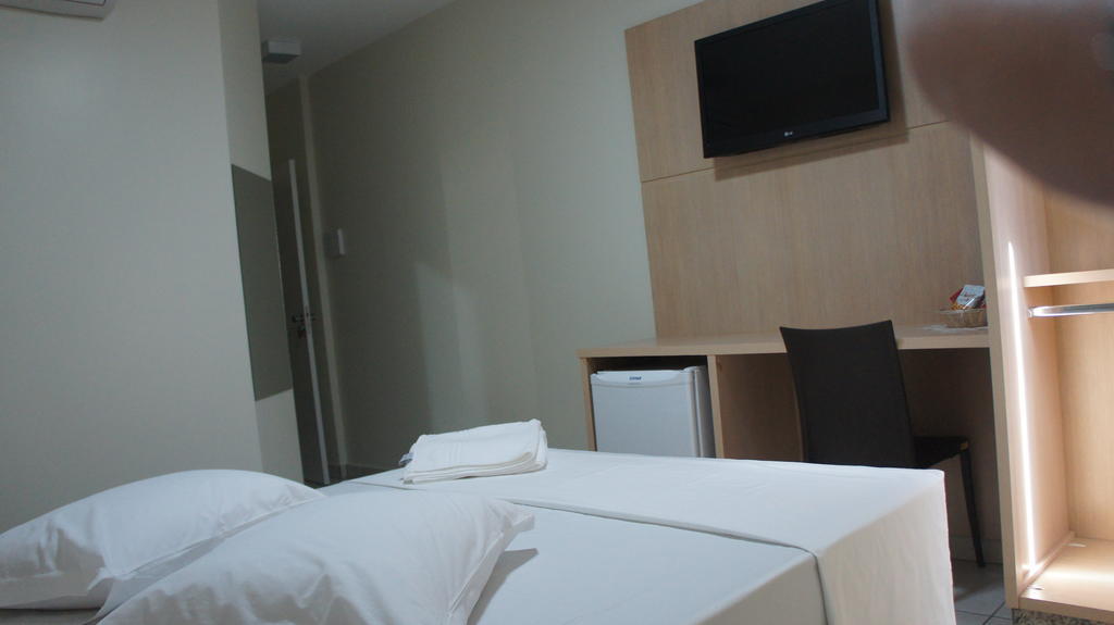 Standard Room Double Bed,247859605:JPEG