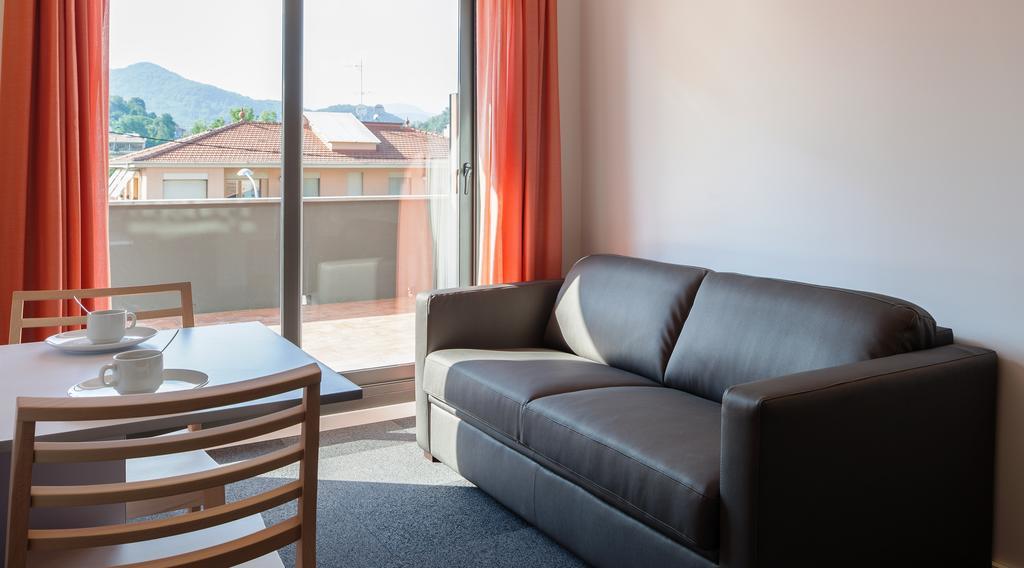 One-Bedroom Apartment Terrace