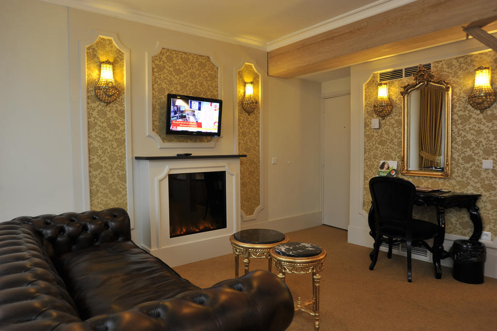 Luxury Suite