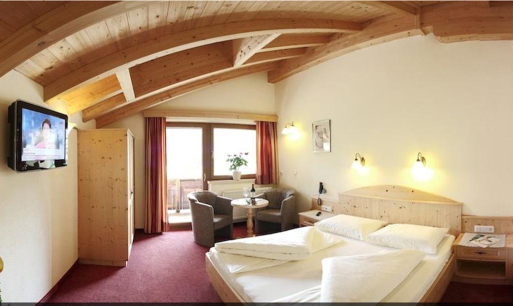 Double Room Shower