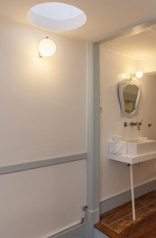 Family Room Private Bathroom