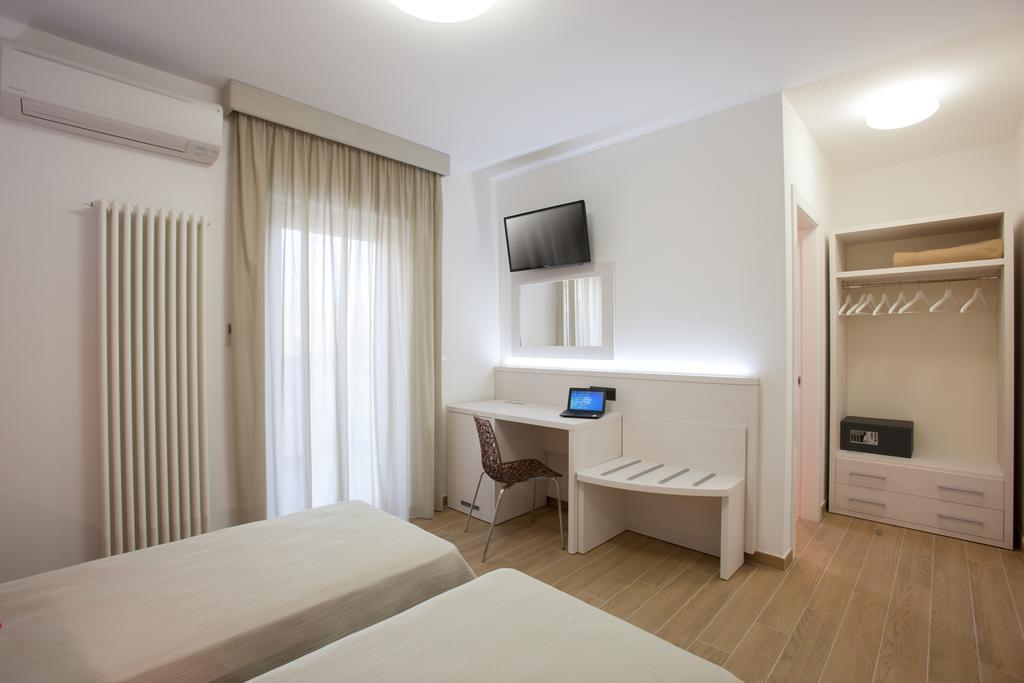 Standard Double or Twin Room Balcony