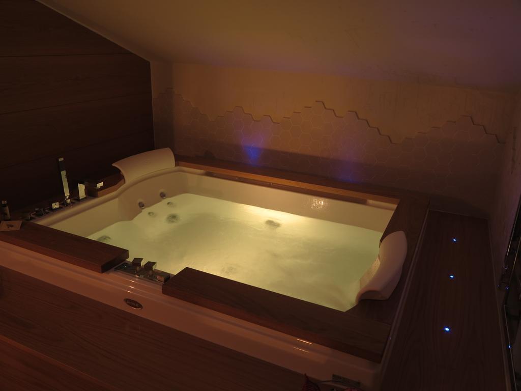 Superior Double Room Spa Bath Split Level