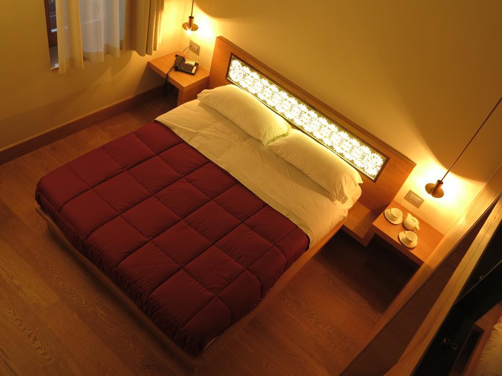 Superior Double Room Spa Bath Split Level