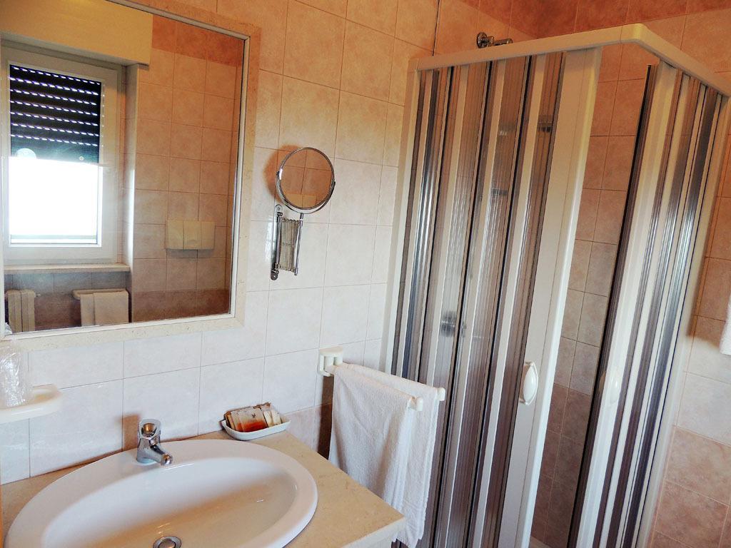 Double or Twin Room Sea View
