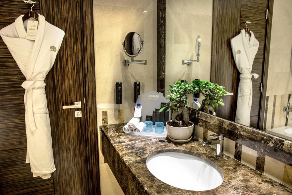 Deluxe King Room,781258161:JPEG