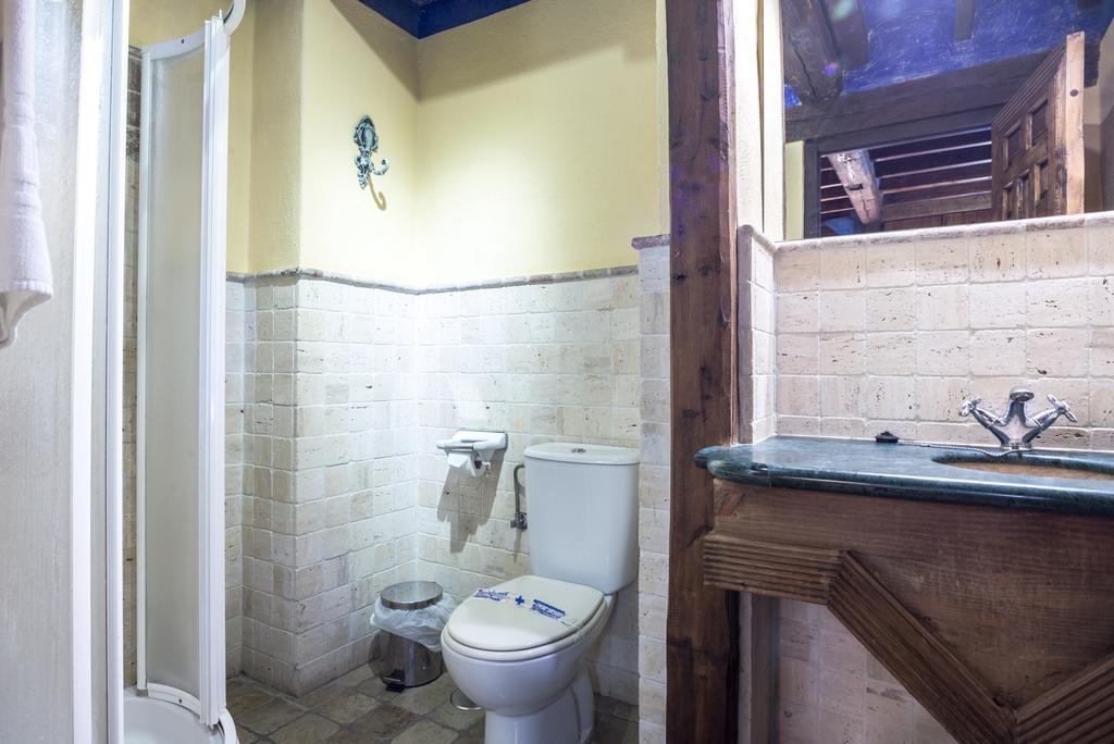 Single Room,1214648953:JPEG
