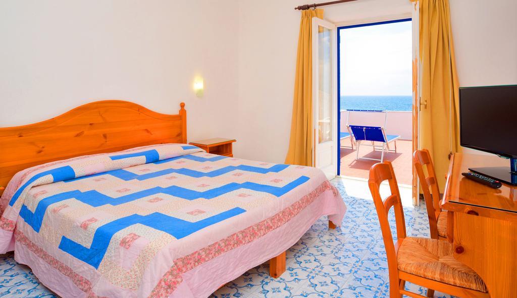 Superior Double Room Sea View