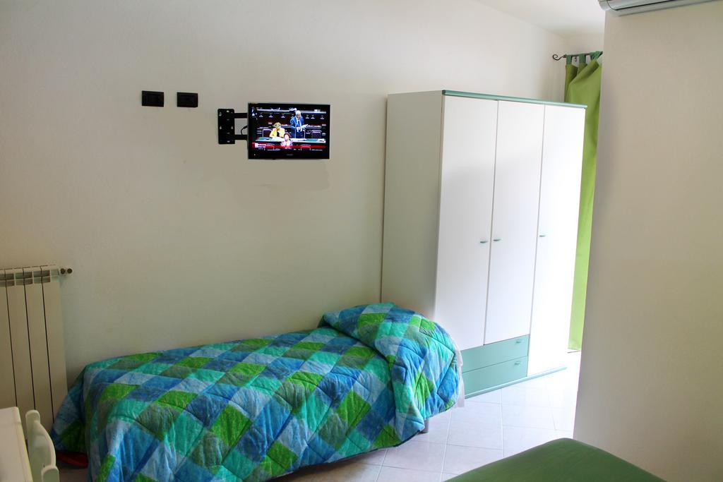 Triple Room with Balcony,254890953:JPEG
