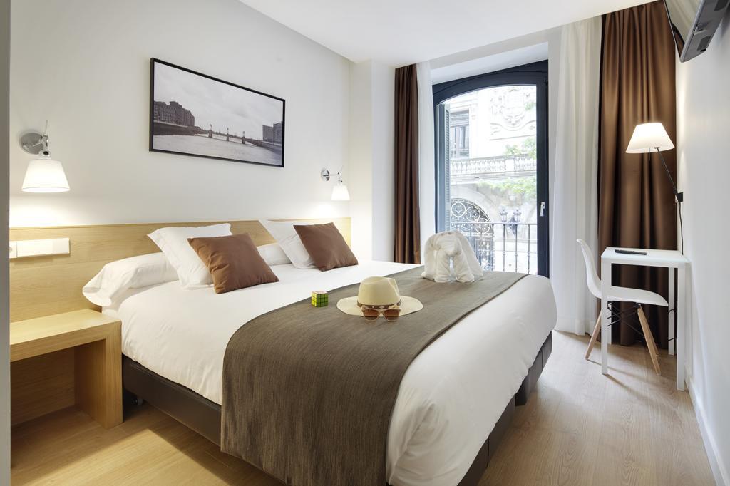 Double or Twin Room Balcony