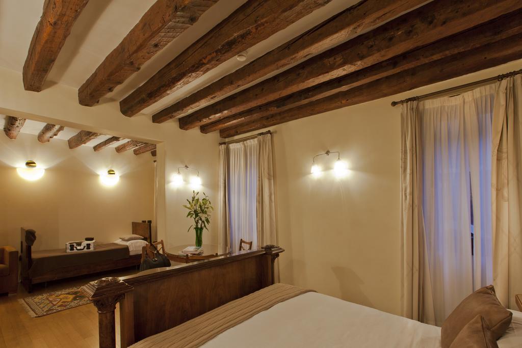Habitación Triple Clásica