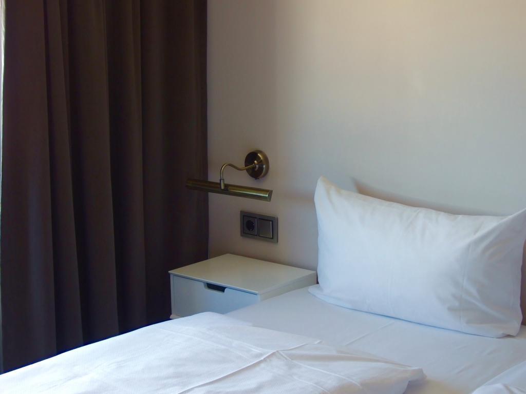 Classic Single Room