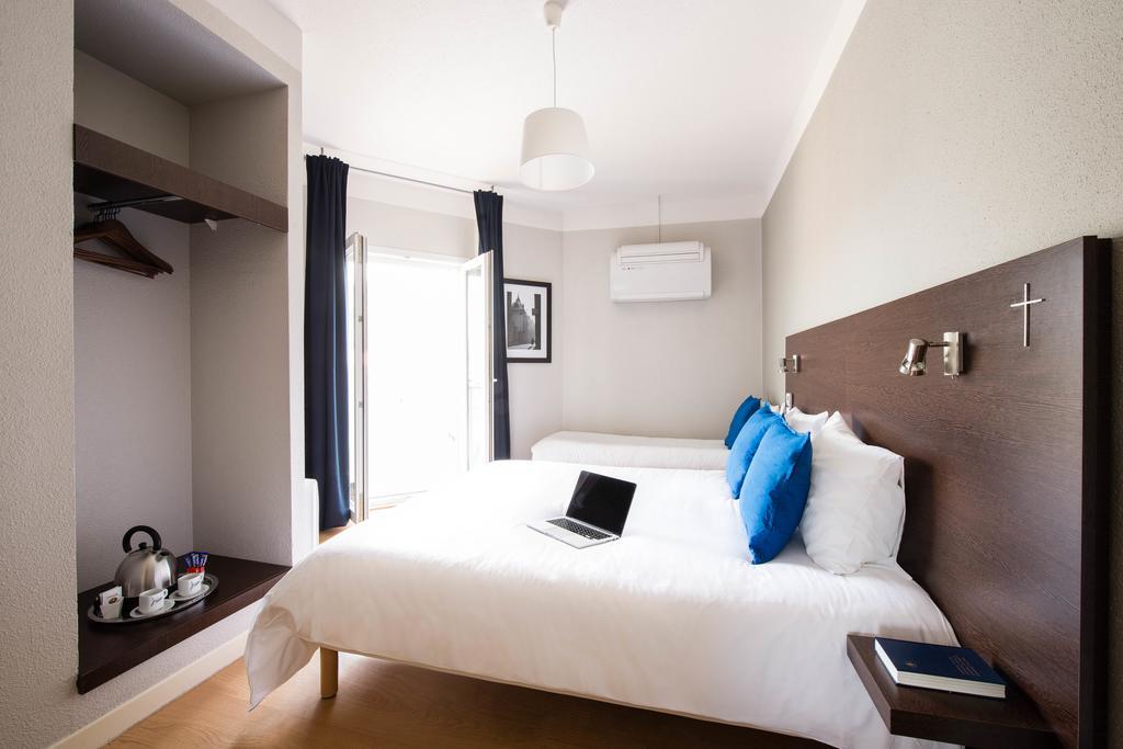 Double or Twin Room with Castle View,1215216157:JPEG