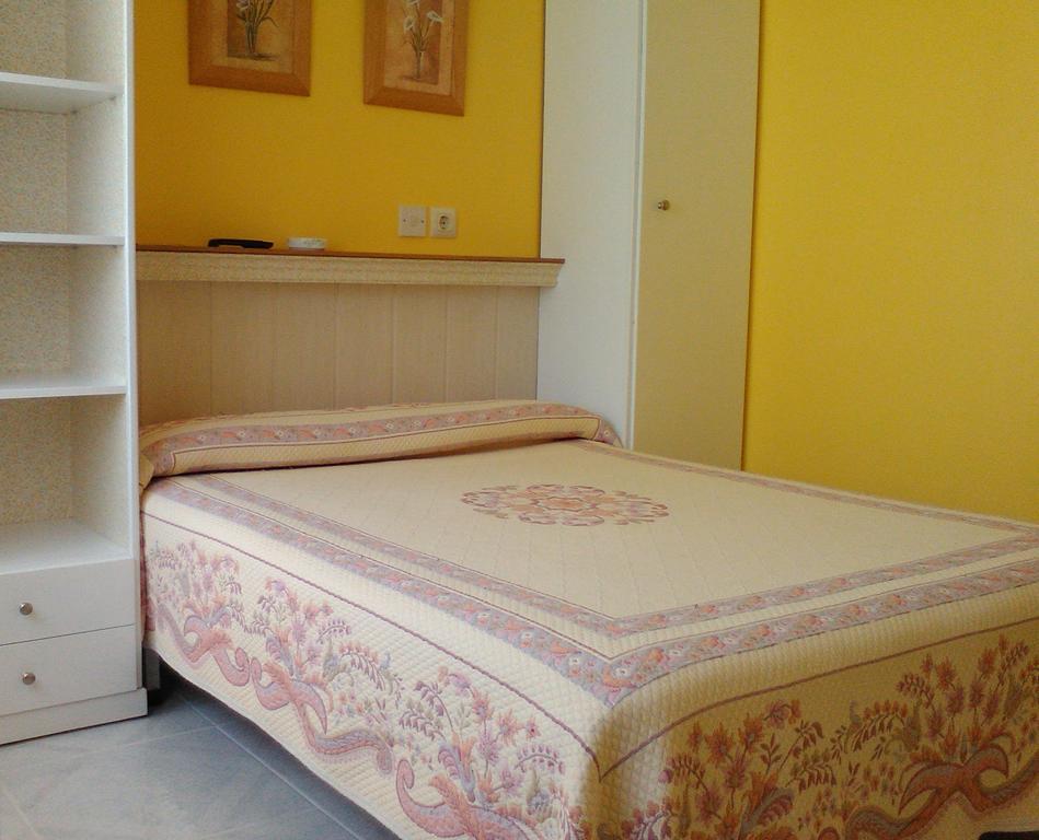 Double Room Shared Toilet