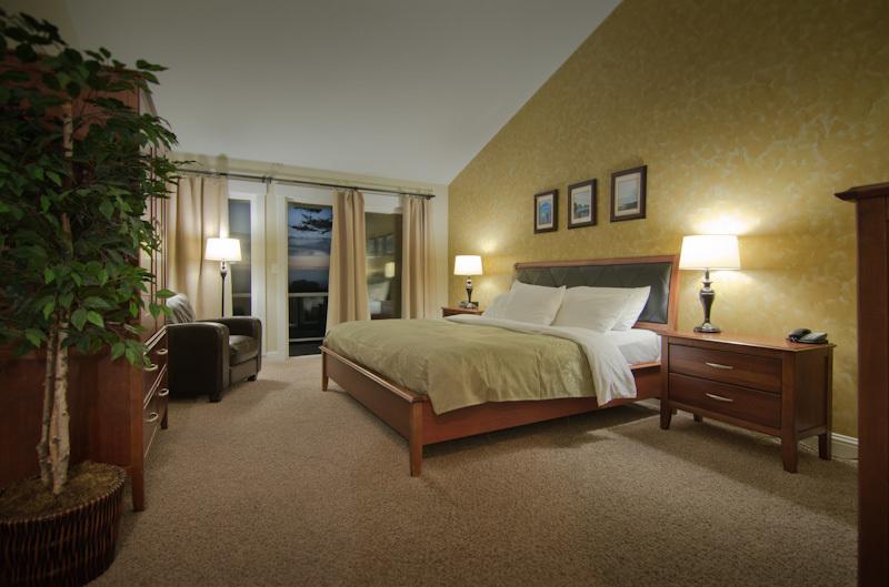 Deluxe King Room Ocean View