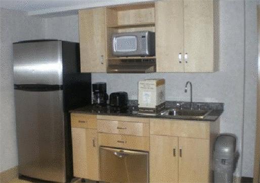 One-Bedroom Suite