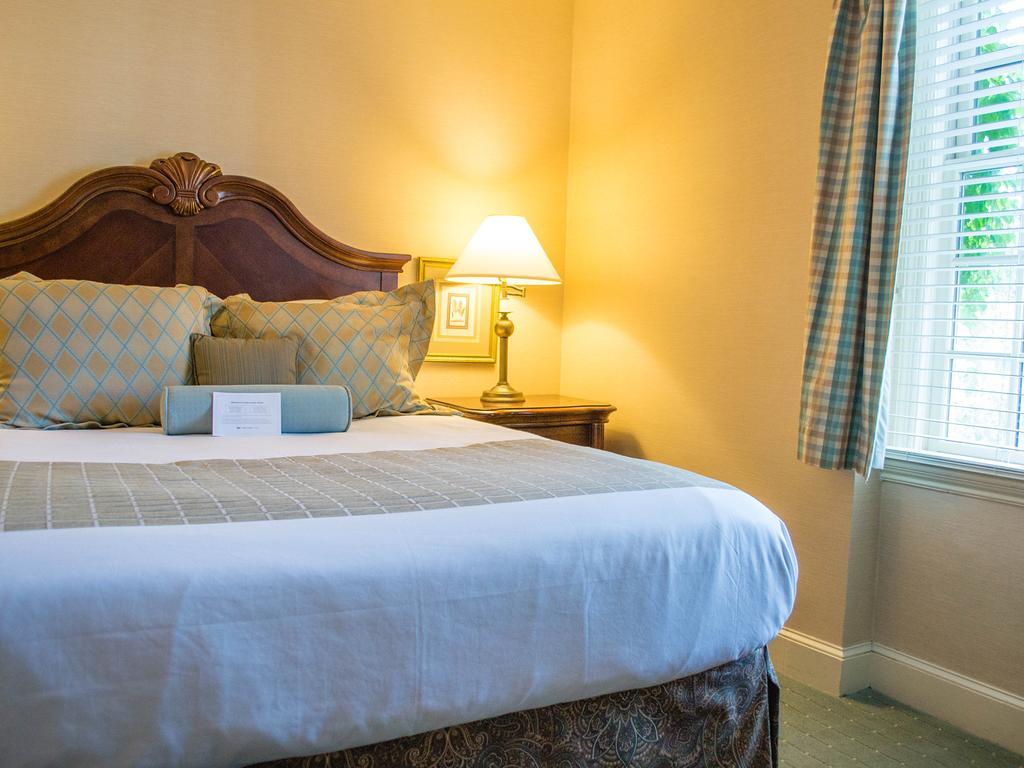 European Queen Room