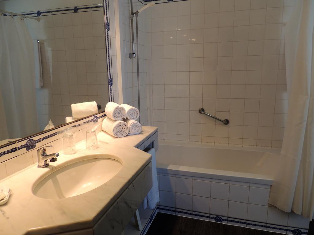 One-Bedroom Apartment Frontal Sea View,264201849:JPEG