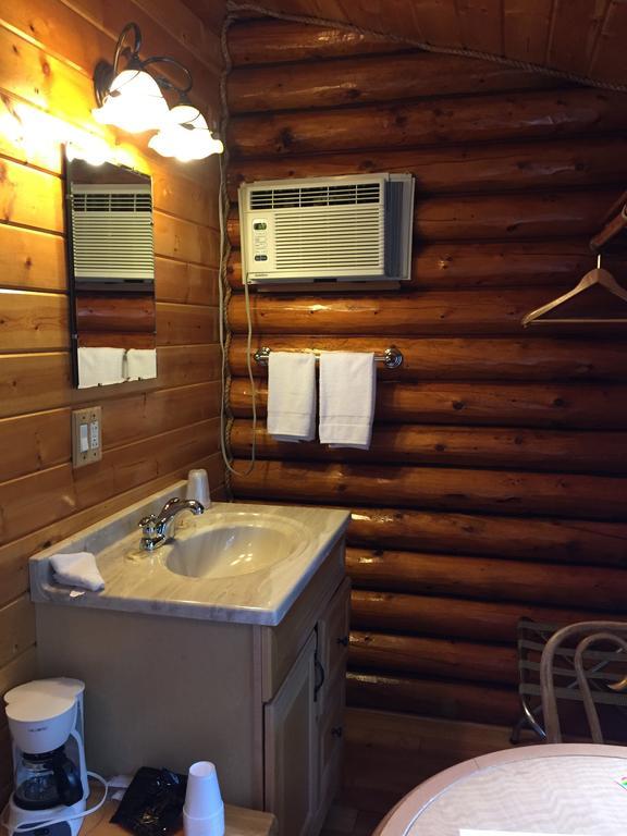 Queen Cabin - Pet Free