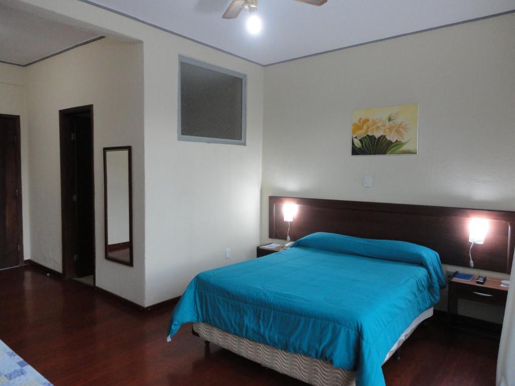 Standard Double or Twin Room,115895555:JPEG