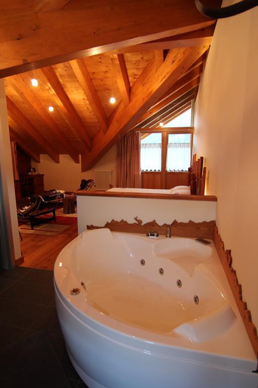 Suite Spa Bath