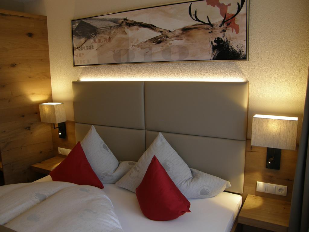 Tweepersoonskamer met 1 of 2 Bedden en Balkon
