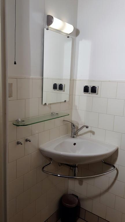 Tweepersoonskamer met 2 Aparte Bedden
