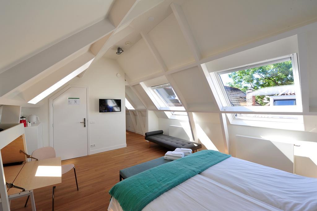 Deluxe Double Studio