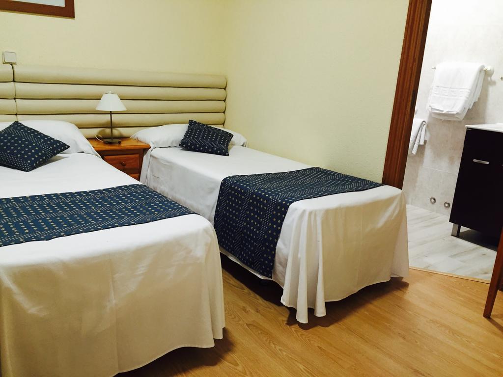 Twin Room,1273030036:JPEG