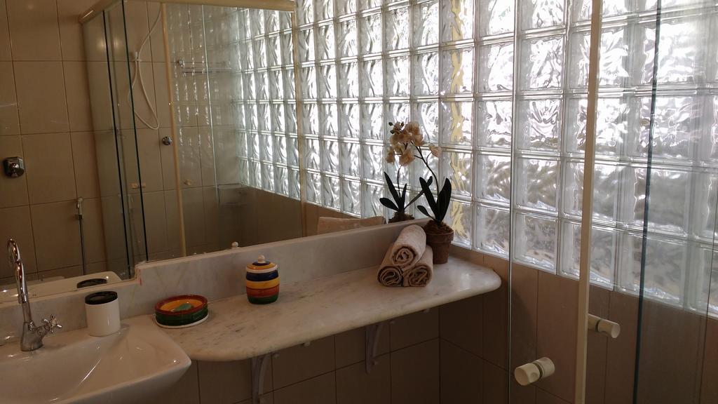 Quarto Duplo