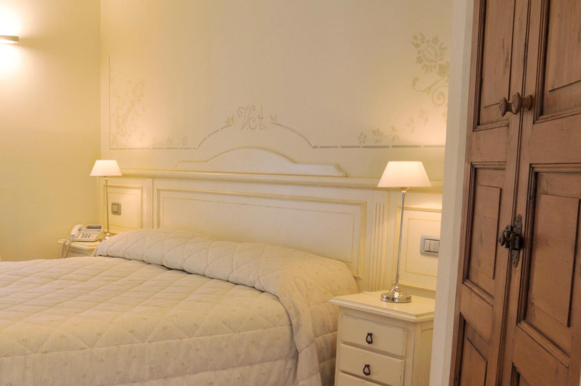 Classic Double or Twin Room,412405032:JPEG