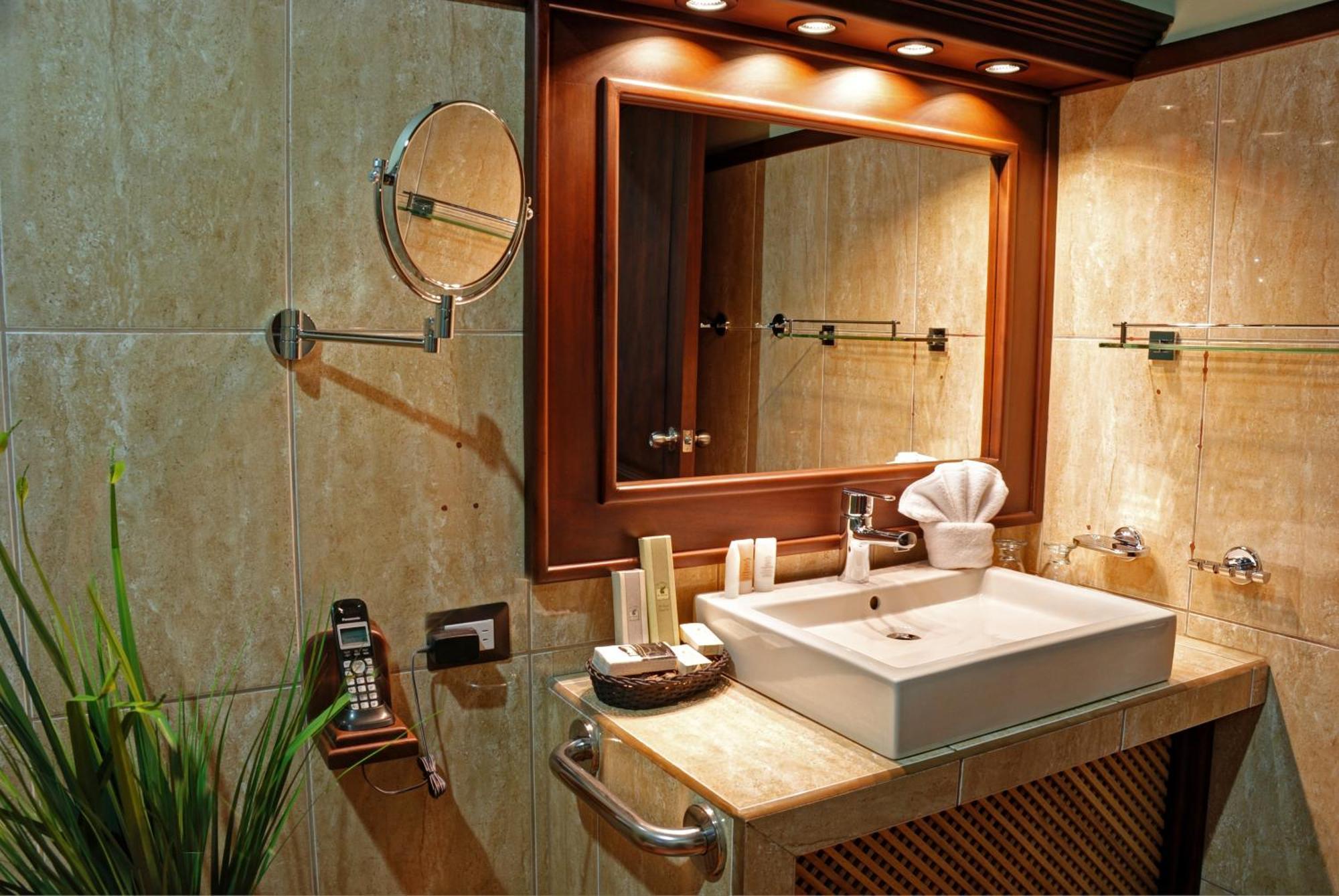 Chambre Thermale Supérieure 2 Lits Doubles et Piscine Privée