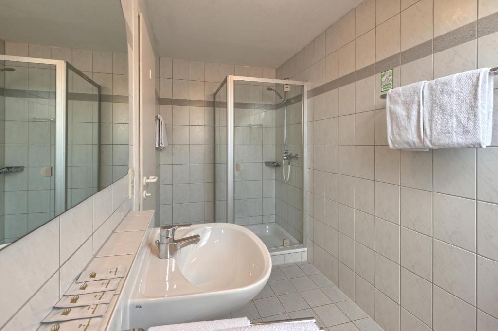 Triple Room,31715159:JPEG