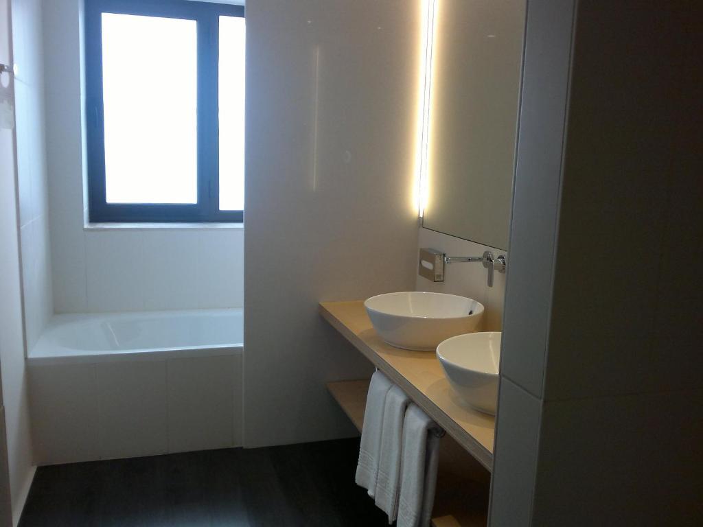 Standard Twin Room Non-Smoking