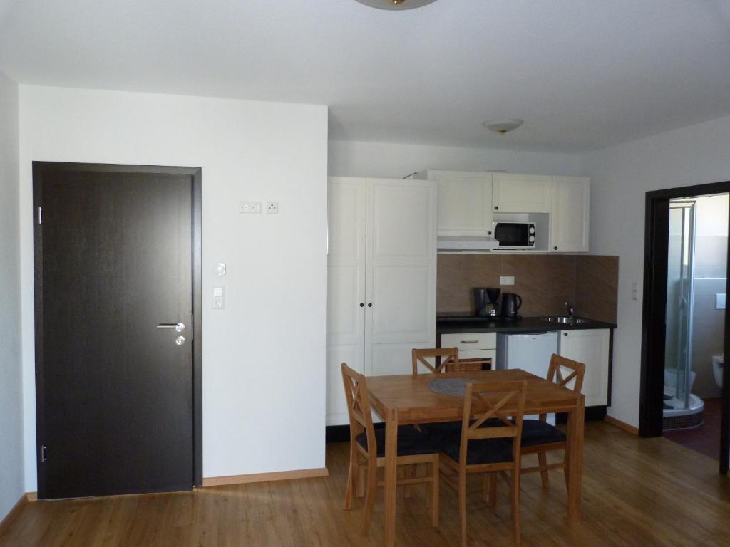 Superior Apartment 4